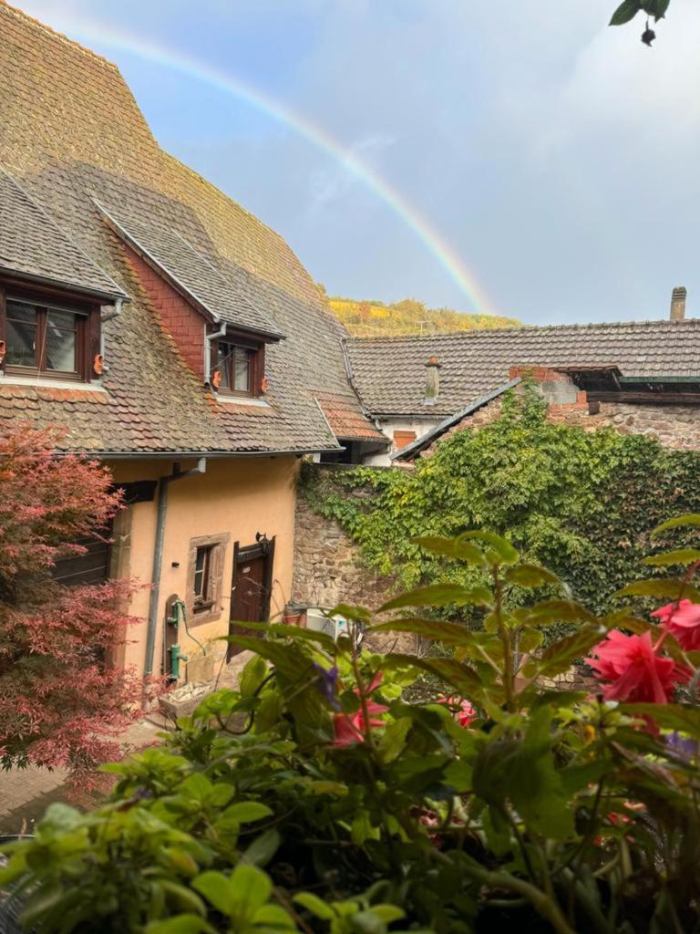 Grand Gite Dans Maison Alsacienne Historique Gueberschwihr Bagian luar foto