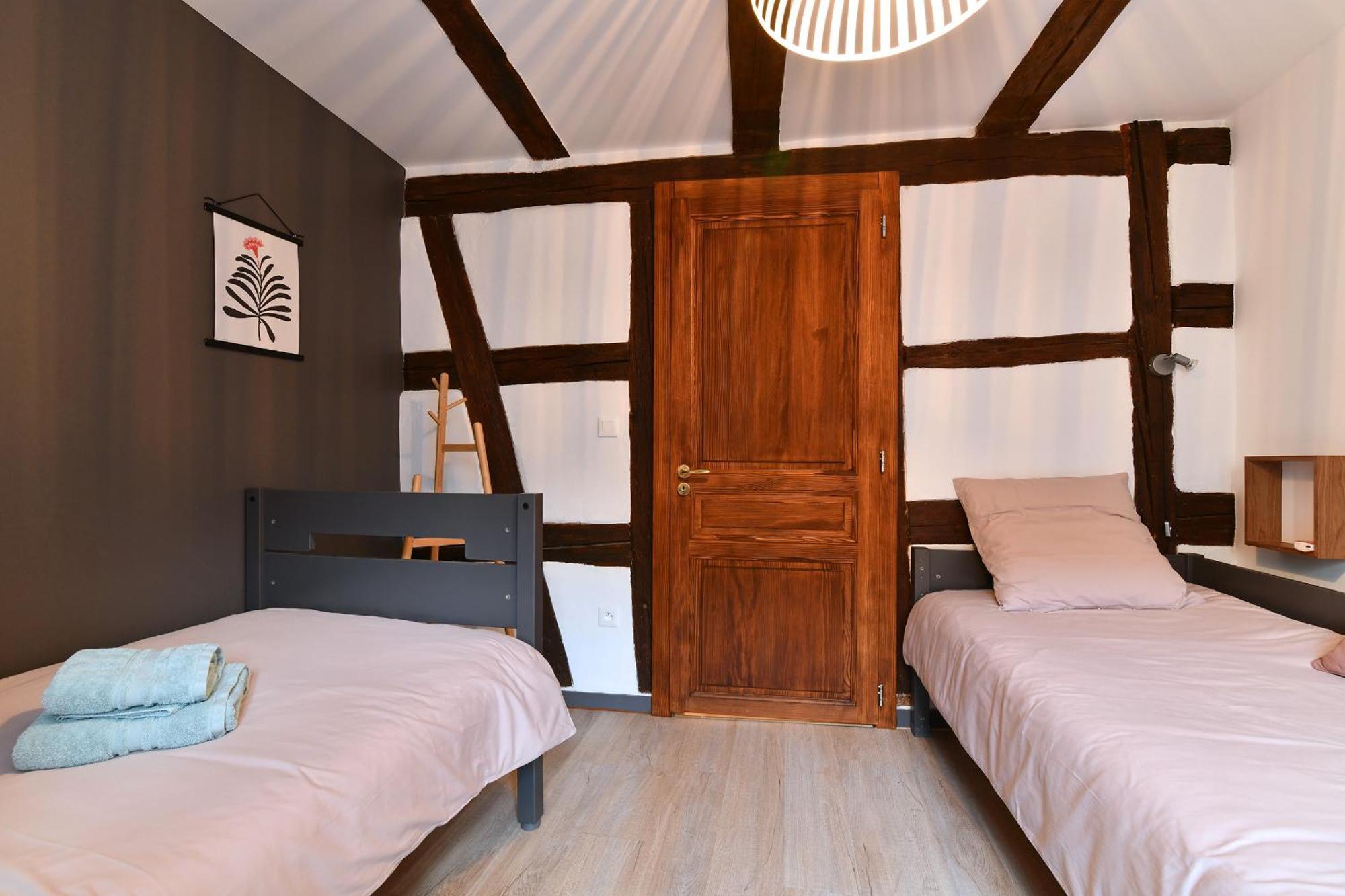 Grand Gite Dans Maison Alsacienne Historique Gueberschwihr Bagian luar foto